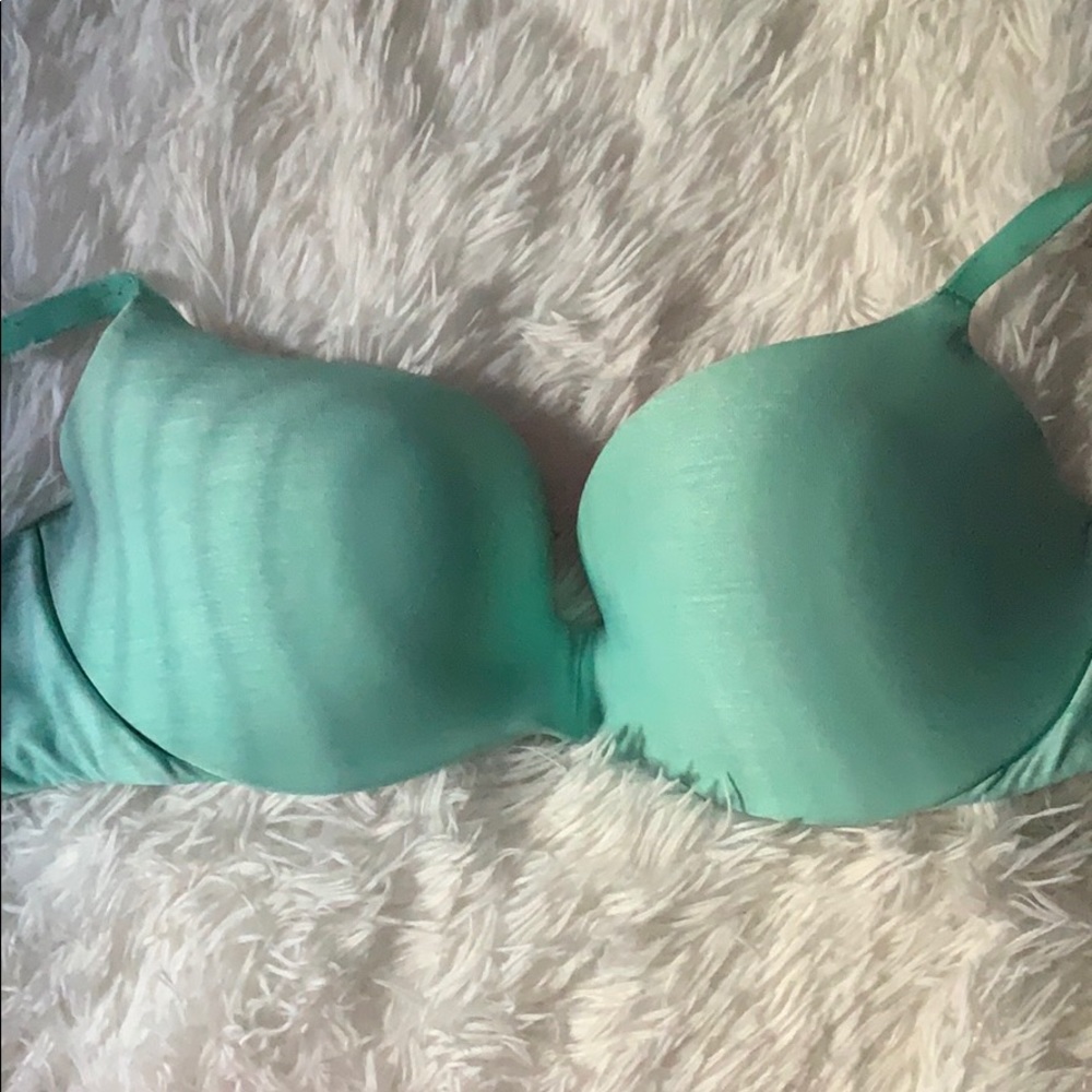 Pink bra 34D